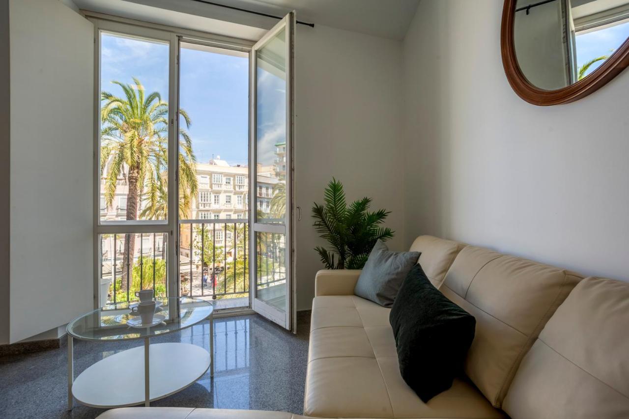 Apartamentos El Capitan Veneno By Cadiz4Rentals Bagian luar foto