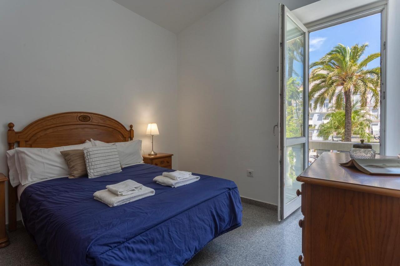 Apartamentos El Capitan Veneno By Cadiz4Rentals Bagian luar foto